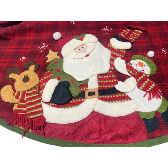 Dan Dee Christmas Tree Skirt Red With 2-D Santa Scene 47 Inches Diameter - Picture 2 of 8